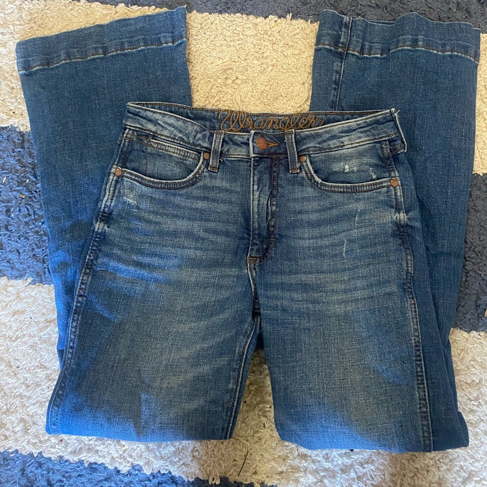 Women’s Retro Wrangler Emily Jeans. 26x32